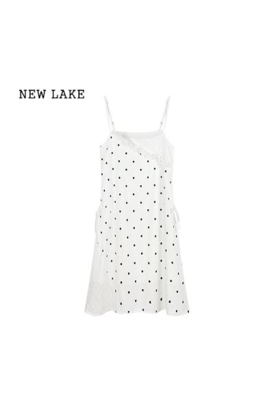 NEW LAKE白色波点吊带连衣裙女早春日系叠穿罩裙小个子内搭打底裙a字短裙