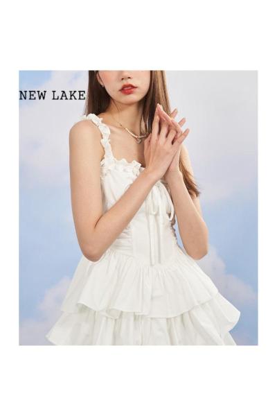 NEW LAKE法式吊带连衣裙女夏季荷叶边甜美收腰气质高级感小个子白色蛋糕裙