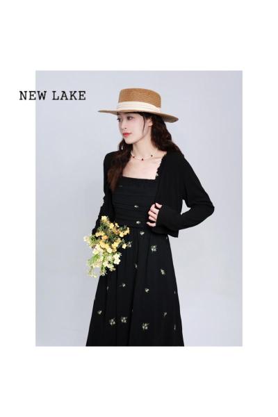NEW LAKE120斤的大杨 黑色法式吊带连衣裙女夏季碎花大码海边度假裙子显瘦