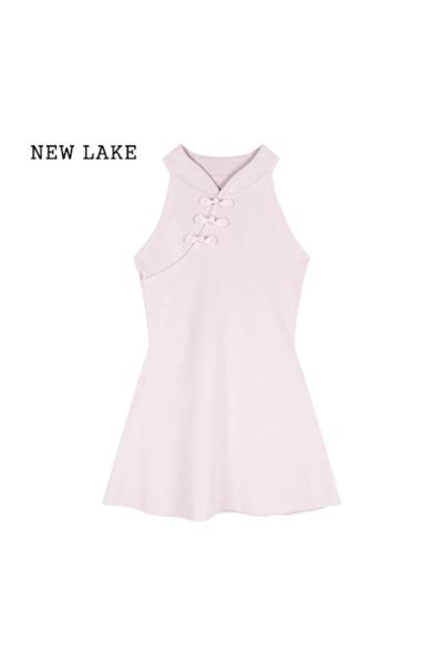 NEW LAKE新中式盘扣无袖挂脖连衣裙女夏季国风白色针织裙小个子收腰短裙子