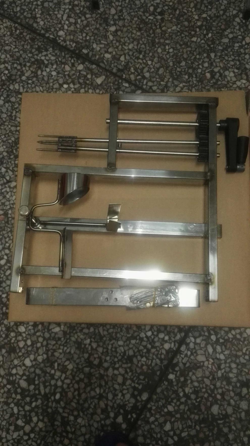 古达手动家用小型笋剥机小笋剥笋皮机商用手动剥笋机竹笋剥壳机机械