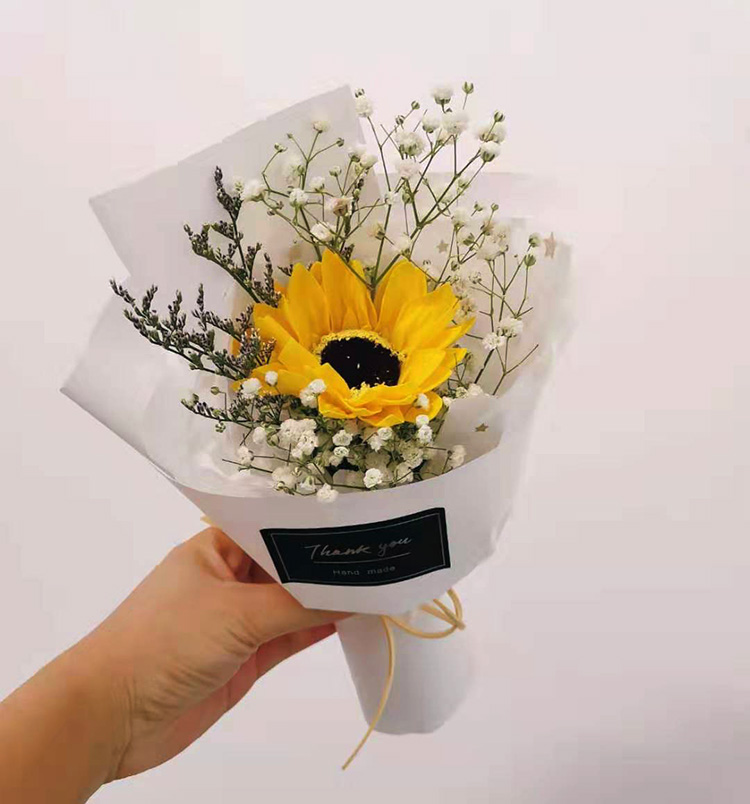 向日葵玫瑰满天星干花花束香皂花送同学闺蜜女友生日花束母亲节花 三