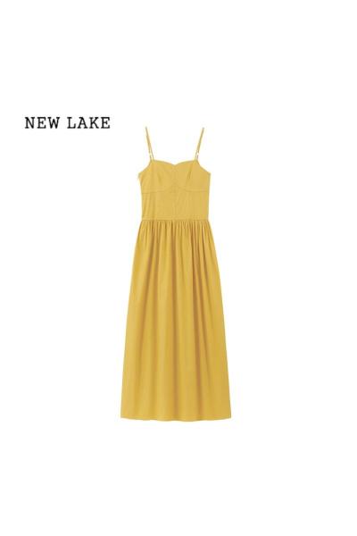 NEW LAKE黄色吊带连衣裙女2024夏季新款度假氛围感夏日长裙海边沙滩裙裙子