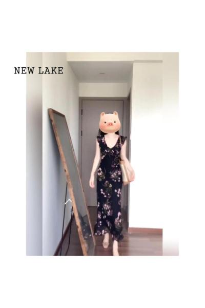NEW LAKE大码法式复古紫色碎花连衣裙女夏季气质V领性感修身无袖包臀长裙