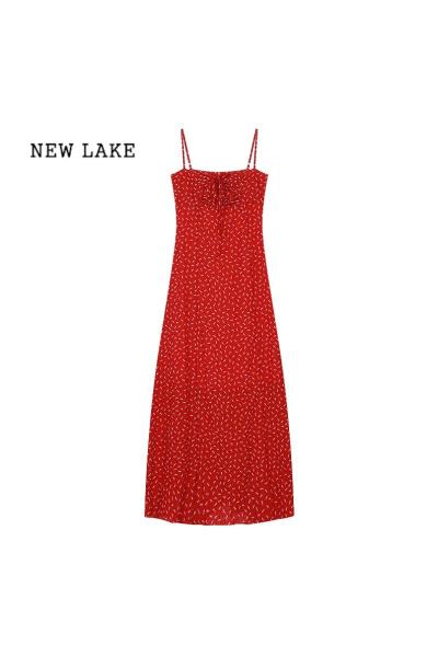 NEW LAKE复古碎花裙红色连衣裙女装夏季辣妹a字裙子吊带裙度假风海边长裙