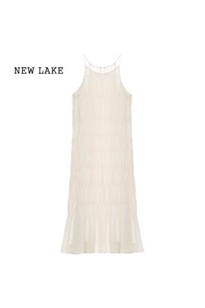 NEW LAKE挂脖吊带连衣裙女夏季2024新款高级感海边度假沙滩裙优雅气质长裙
