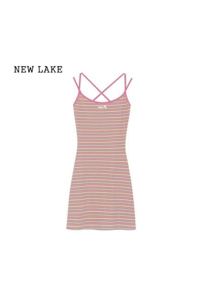 NEW LAKE法式条纹吊带连衣裙子女夏季新款修身气质A字纯欲风辣妹包臀短裙