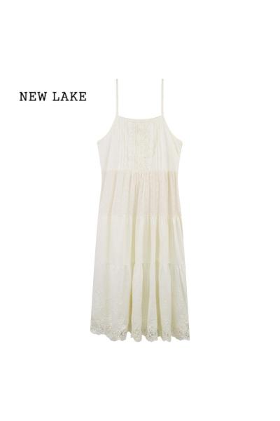 NEW LAKE法式高级感气质蕾丝吊带连衣裙女夏季海边度假温柔风叠穿长款裙子