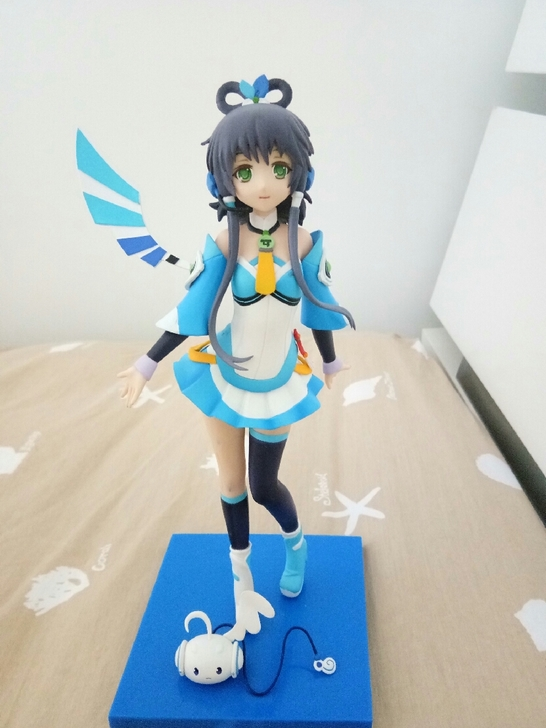 国产动漫洛天依初版美少女歌姬手办成人模型摆件