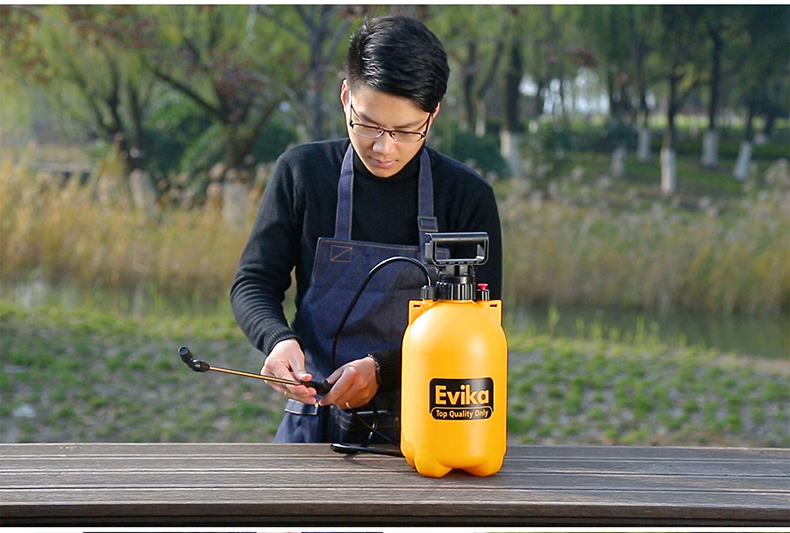 三维工匠酒精消毒喷雾器家用浇花喷壶园艺气压式喷雾瓶农用大容量高压