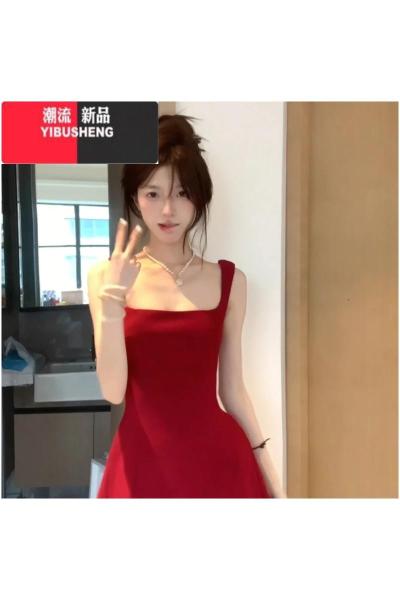 YIBUSHENG法式红色吊带连衣裙子女季2024新款小个子收腰显瘦辣妹a字短裙