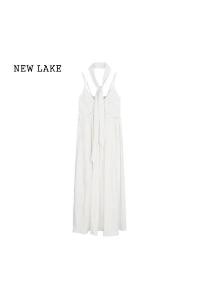 NEW LAKE白色v领露背吊带连衣裙女夏季收腰a字裙子气质仙气海边度假风长裙