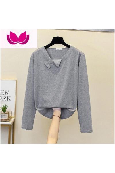 七斓大码女装宽松显瘦打底衫2023年春季新款胖MM简约长袖遮肚子T恤潮