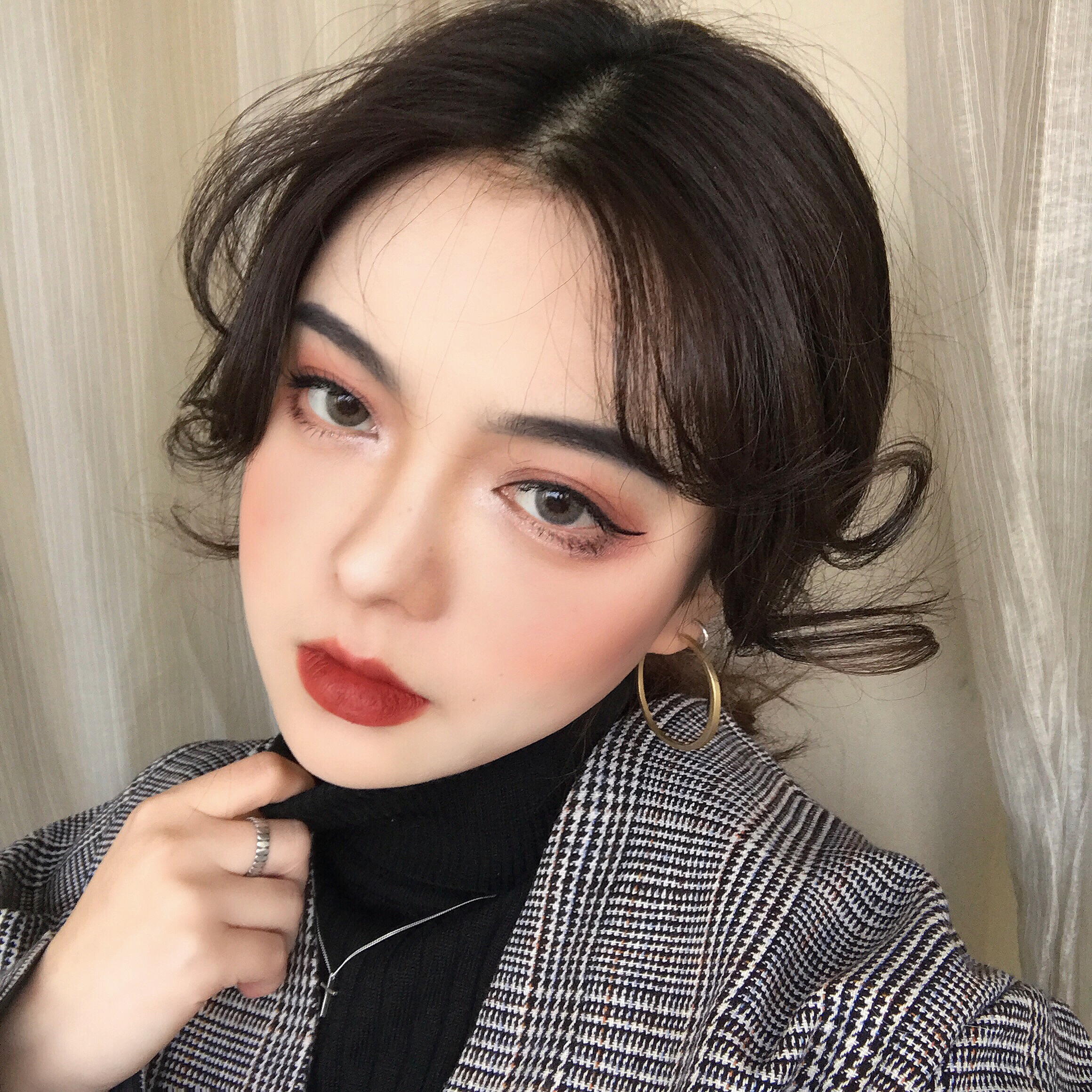 抖音同款ins超火的眼影sweetmint网红眼影盘少女系厌世妆12色