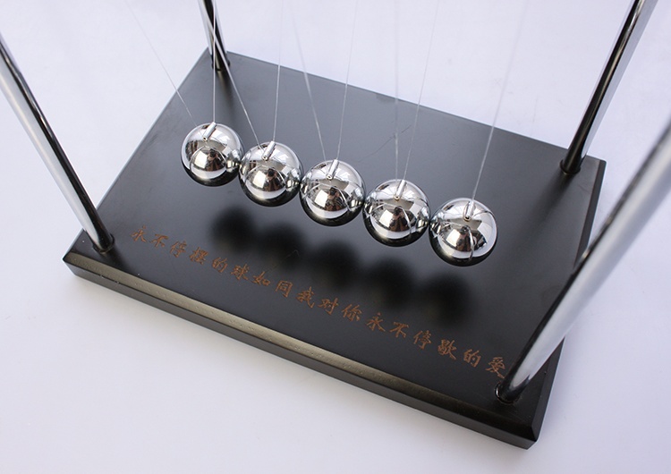 ulknn牛顿摆球撞球永动球碰碰球平衡摆件创意摇摆珠撞珠动量守恒仪