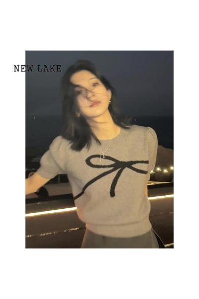 NEW LAKE欧洲站灰色短袖t恤女装2024夏季新款设计感小众减龄甜美显瘦上衣