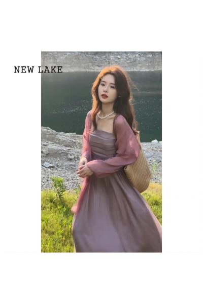 NEW LAKE2024新款茶歇法式桔梗气质温柔风紫色吊带连衣裙子两件套装女夏季