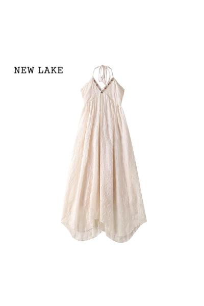 NEW LAKE白色海边度假大露背挂脖吊带连衣裙2024新款女高级感夏季仙女裙子