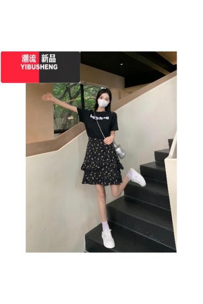 YIBUSHENG大码胖mm季甜美短袖连衣裙假两件设计感裙子正肩短裙气质长裙女