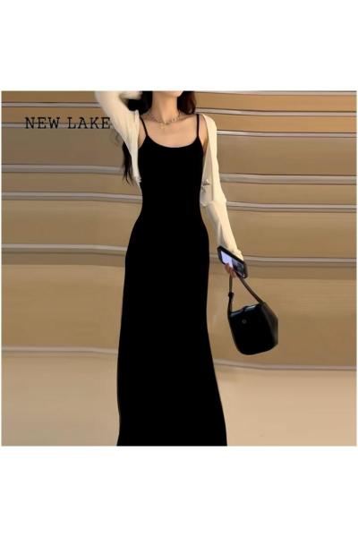 NEW LAKE法式黑色吊带连衣裙子女夏季2024新款收腰设计感小众气质初春长裙
