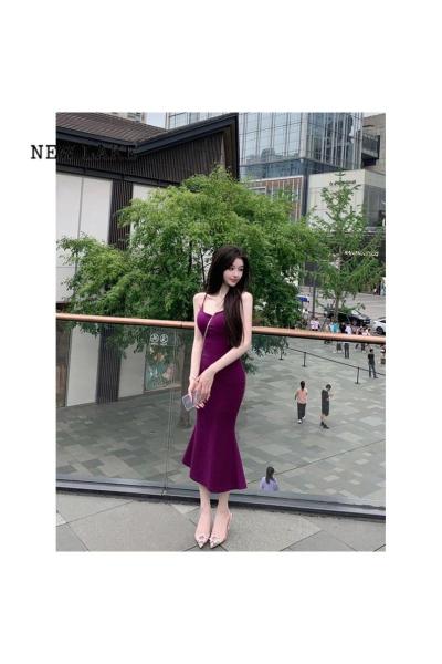NEW LAKE显白紫色高级感吊带连衣裙女夏季2024新款御姐轻熟风收腰鱼尾长裙