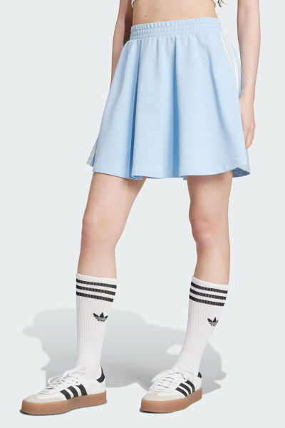 Adidas阿迪达斯三叶草女子运动三条纹半身裙休闲短裙 IT9843