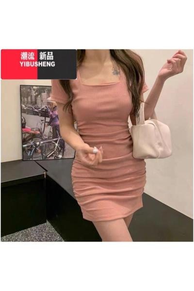 YIBUSHENG法式气质方领连衣裙女2024年季小个子褶皱修身显瘦辣妹包臀短裙