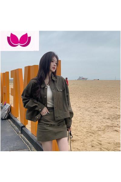 七斓早春穿搭套装女2023年新款休闲减龄牛仔外套+半身短裙套春装