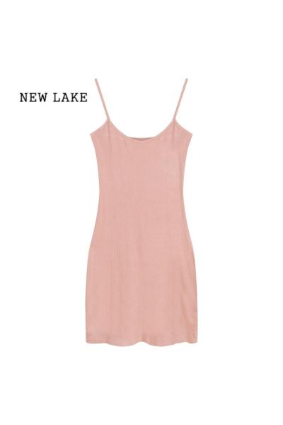 NEW LAKE粉色露背吊带连衣裙女夏季纯欲风裙子甜辣妹海边性感收腰包臀短裙