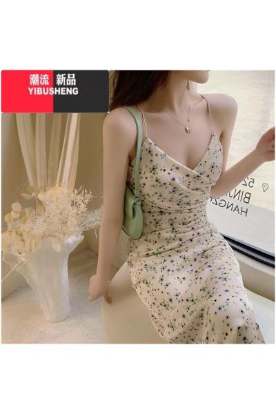 YIBUSHENG设计感小众高级辣妹碎花吊带连衣裙法式温柔风收腰显瘦茶歇长裙子