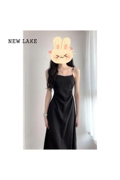 NEW LAKE黑色吊带连衣裙女夏季2024新款法式高级感气质收腰显瘦小个子长裙
