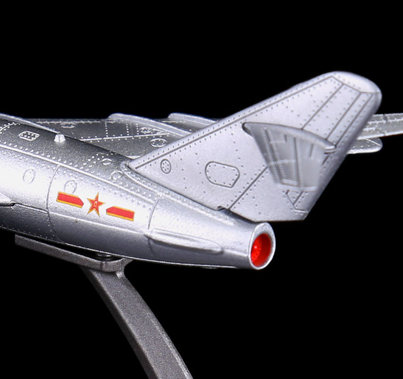 1:100歼5 战斗机模型合金歼五j-5飞机模型玩具收藏摆件 生日