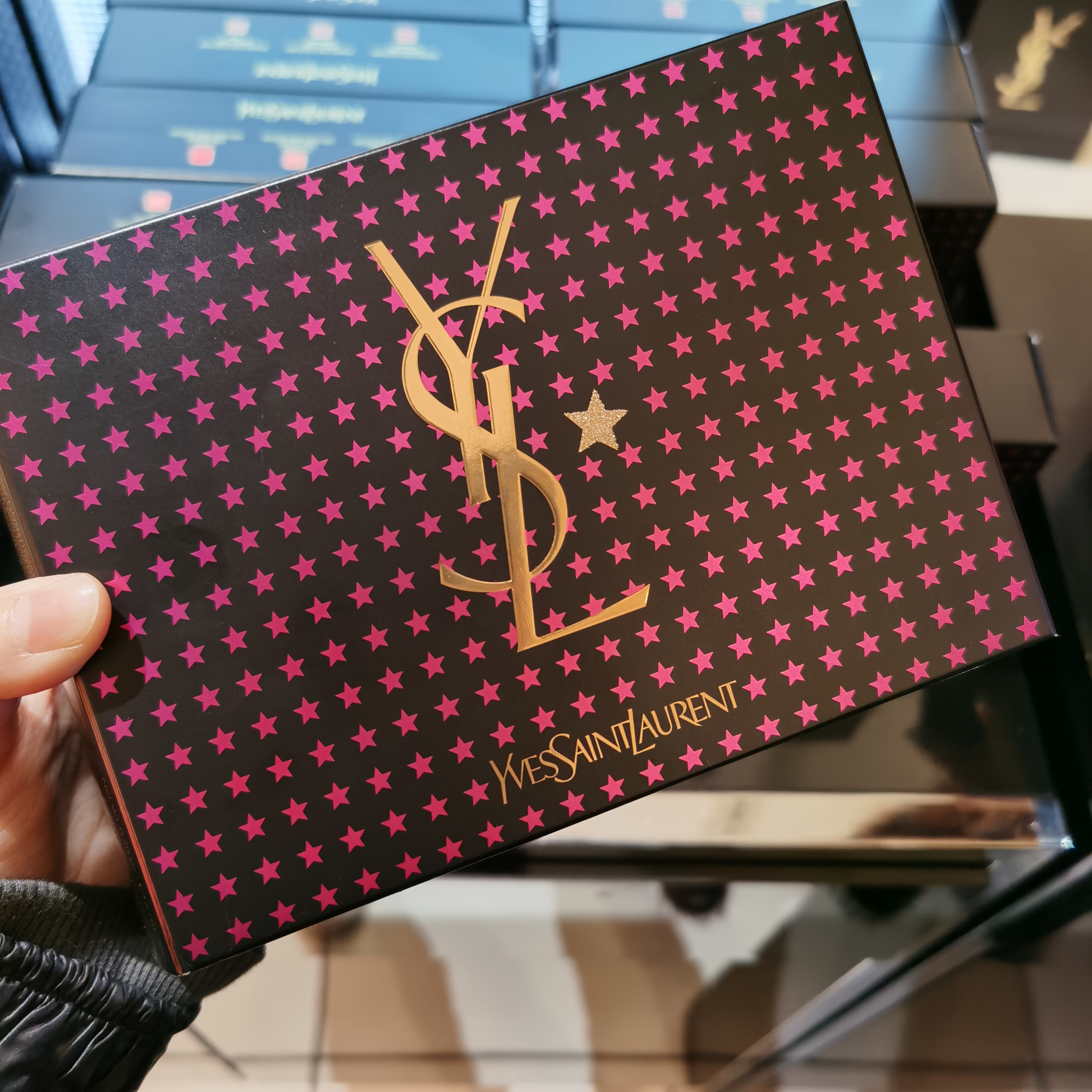圣罗兰 Ysl 唇膏圣罗兰 Ysl 19年圣诞限量版口红套装中样mini 1 6g 6支装1 9 13 19 52 70 价格图片品牌报价 苏宁易购天俪美妆专营店