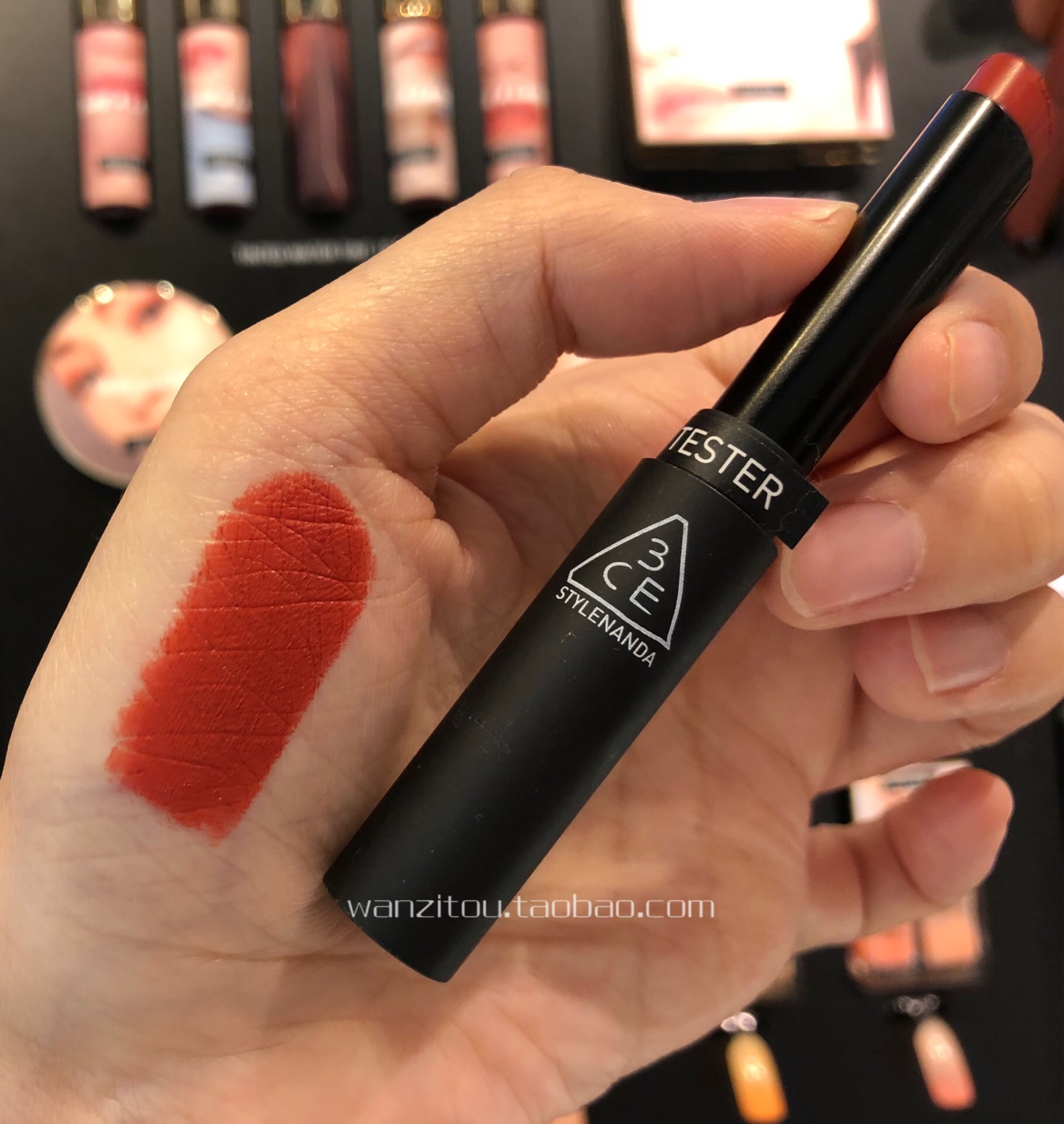 韩国3ce黑细管烟管口红唇膏fluffyred哑光丝绒plainvermilion