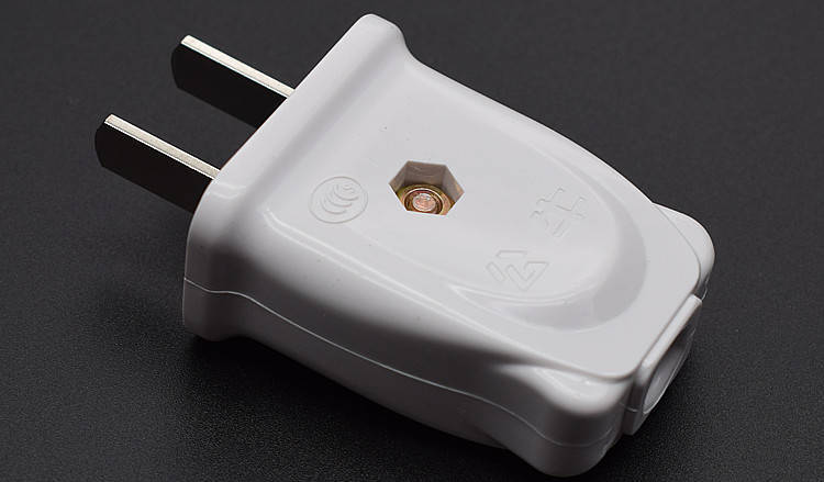 公牛二脚垂直插头二极两相两眼90度旋转10a拆带接线柱l1批发2脚白10a