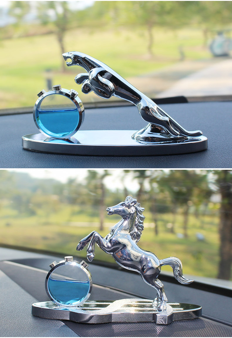 汽车摆件车内饰品车载香水座式男小车车子轿车车里摆放车上装饰品