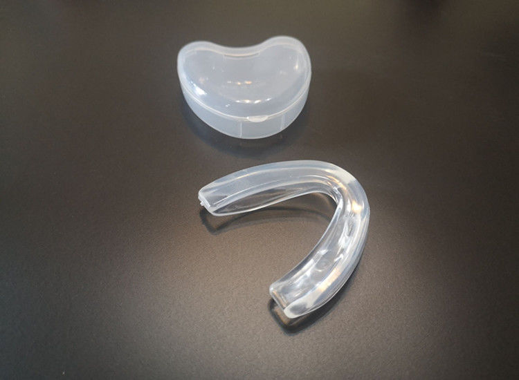 成人儿童拳击护齿泰拳散打护牙套跆拳道搏击篮球运动透明护牙齿套