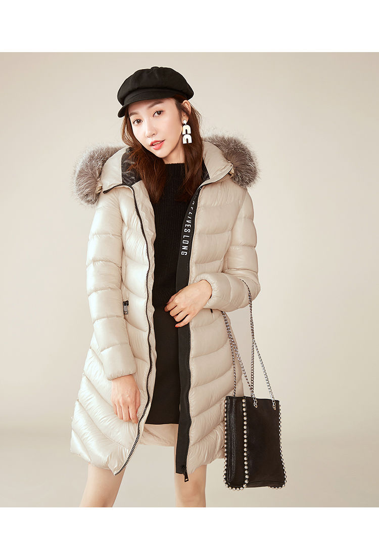 拉夏贝尔女装春新款轻薄羽绒服女连帽中长款韩版收腰显瘦10013418