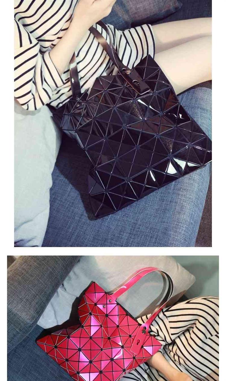 日本镭射包2019新款女包几何菱格手提包单肩包时尚折叠女士包包潮