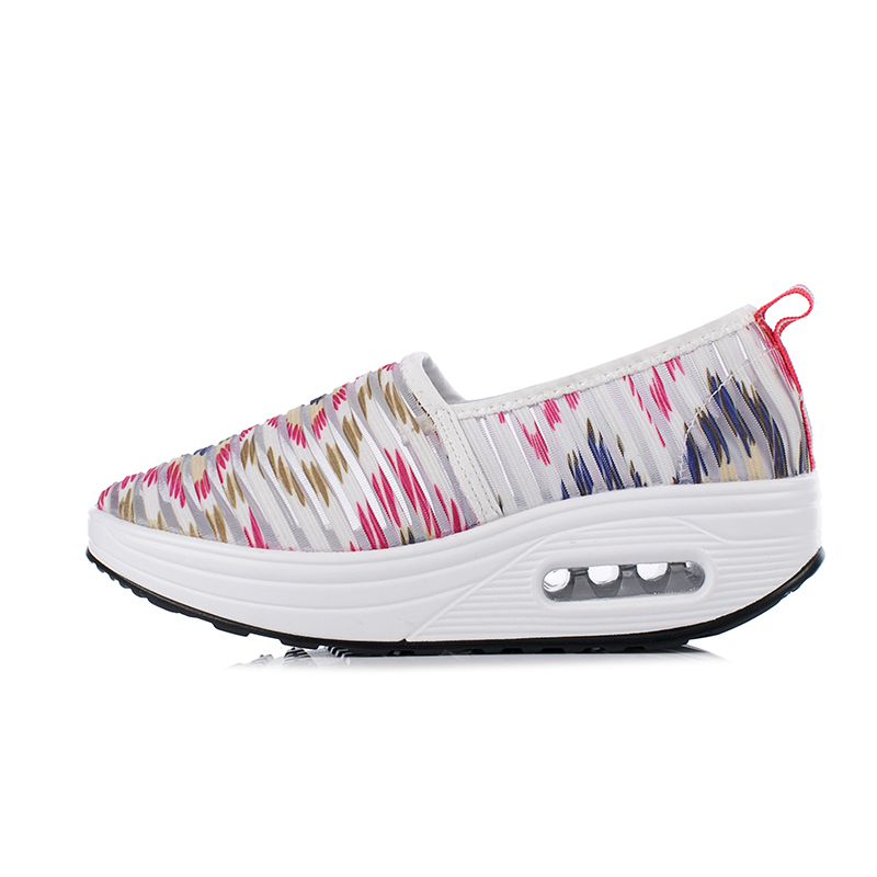 咪呢咔摇摇鞋女夏季新款蕾丝厚底增高镂空透气网鞋休闲一脚蹬软底妈妈