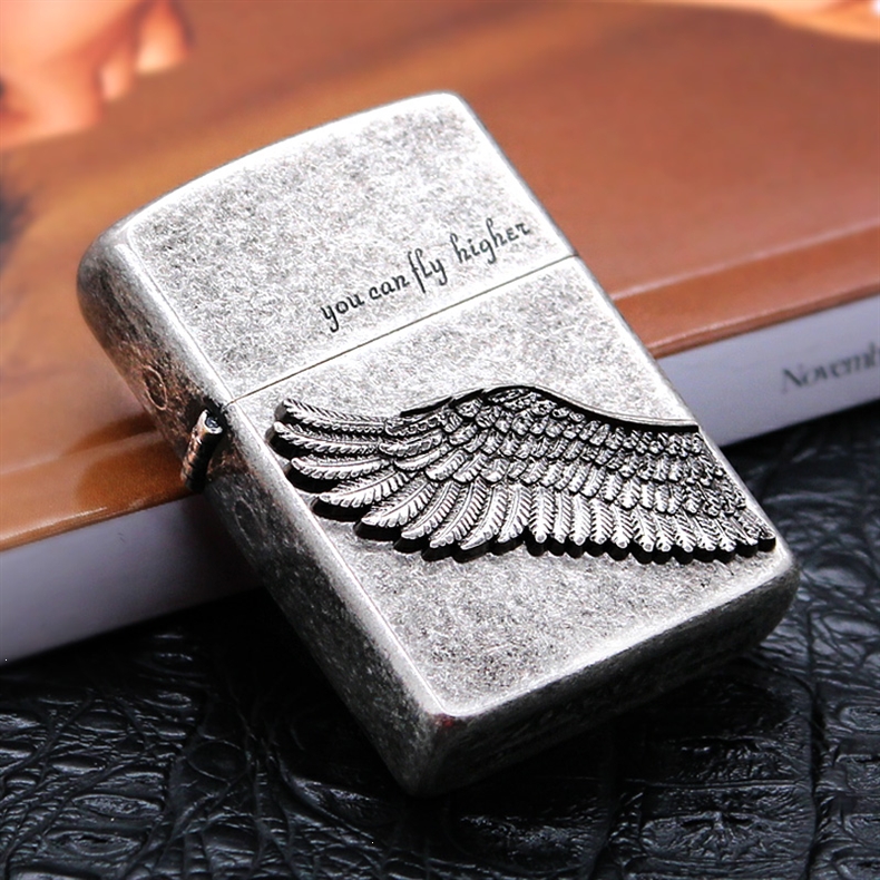 佐罗zorro香港正品创意古银翅膀煤油打火机老式超薄原铜防风正