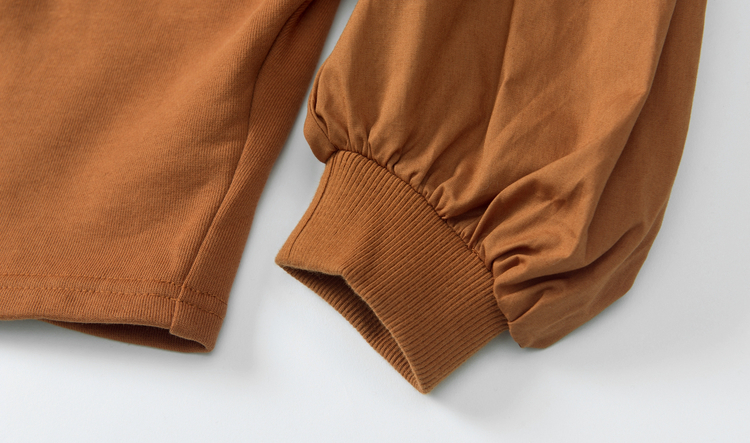 收口灯笼袖,甜美遮肉