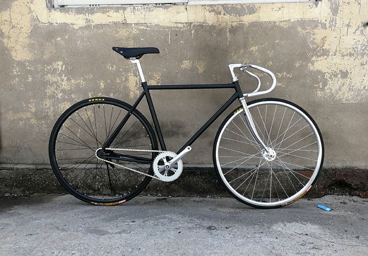 复古死飞自行车男女款倒骑刹学生活死飞车竞速英