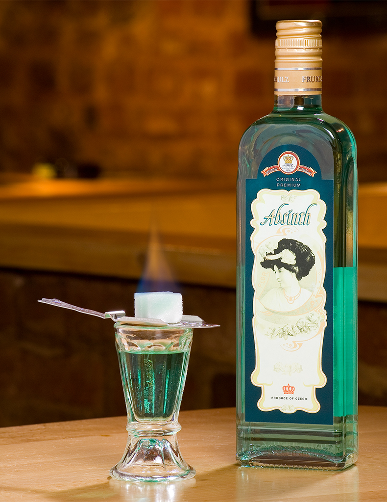 原装进洋酒烈酒捷克福卢克苦艾酒70度高度酒florabsinth500ml