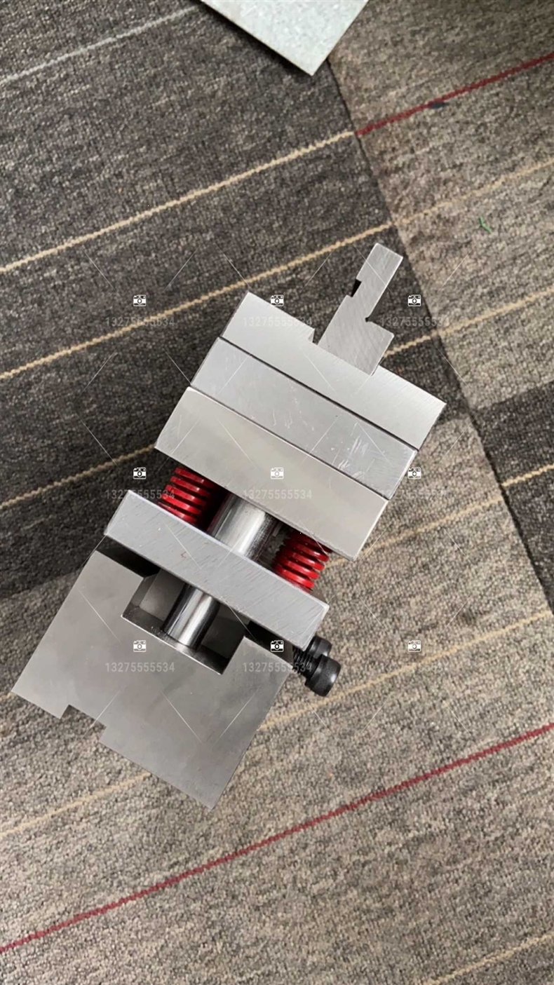 百叶窗通风孔模具折弯机百叶窗一出一冲压阿斯卡利成型剪切模五金模具