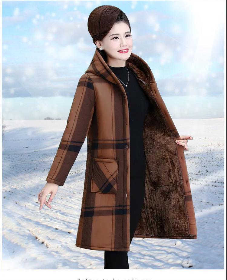 新款2020妈妈冬装条纹印花加绒保暖风衣女中长款连帽外套宽松显瘦