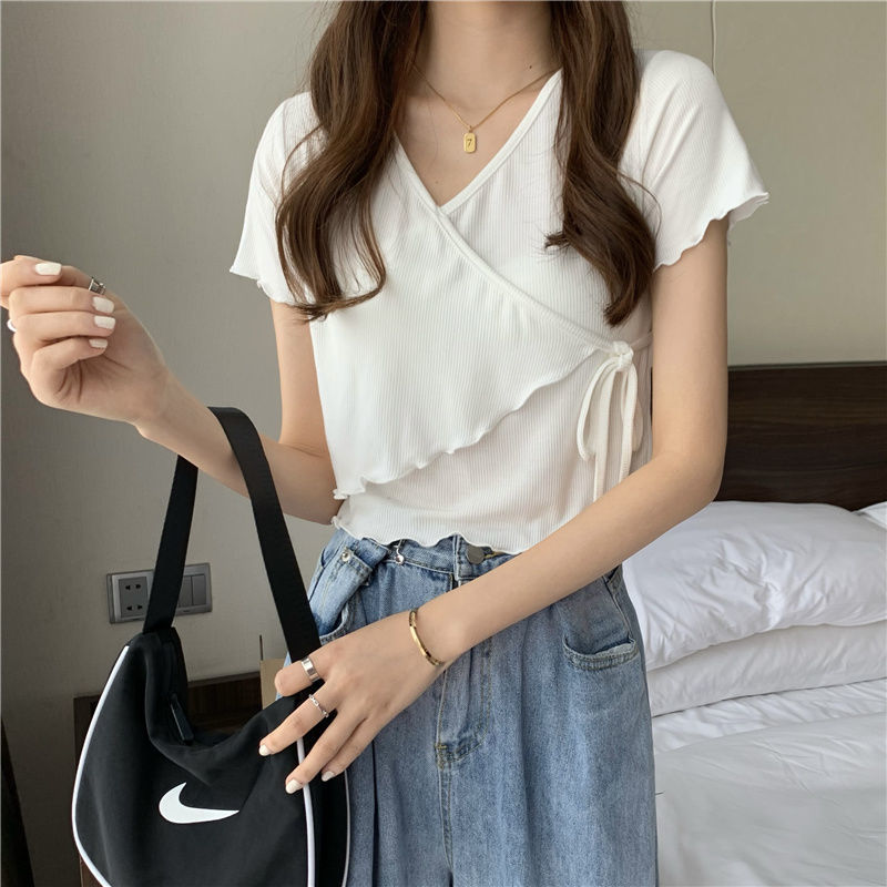 大码夏季韩国风小众设计感木耳边绑带v领收腰短款显瘦t恤上衣女黑色