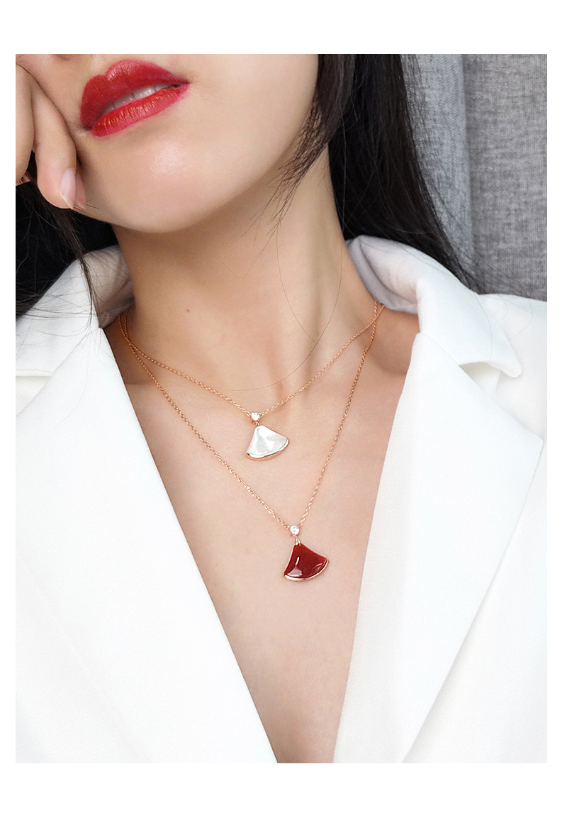 s925纯银小红裙项链女潮网红白贝母裙子小众设计扇子玫瑰金锁骨链