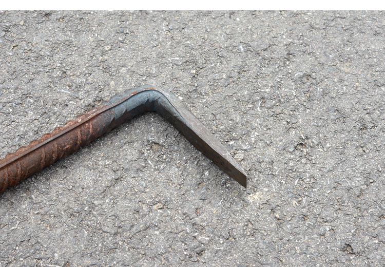 定做 一头尖一头扁木工撬棍拆模撬棒螺纹钢7字形撬杠手工锻打起钉器铝