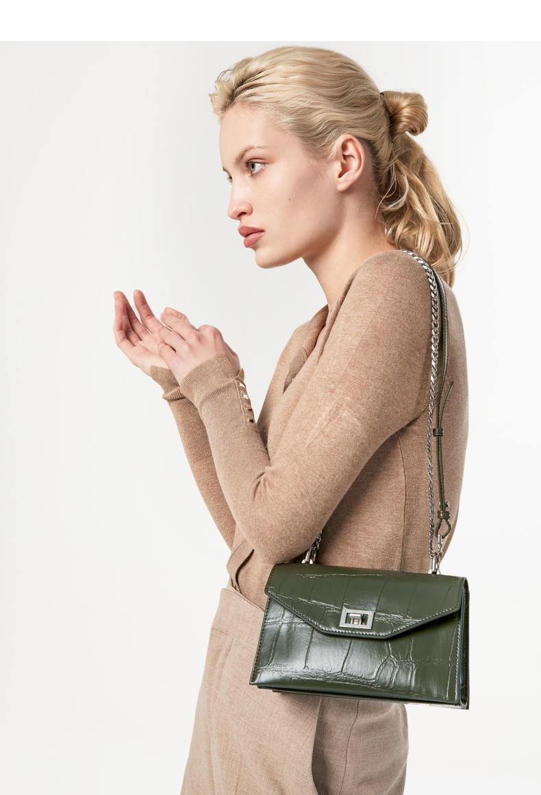 charleskeith小ck2020春新品金属扣饰链条翻盖单肩包女ck280781149